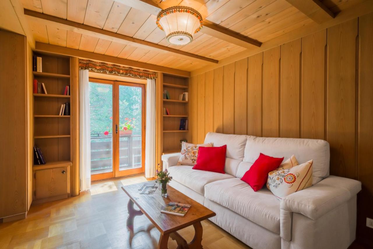 Residence Alice Nel Paese Dell' Armentarola San Cassiano  Zewnętrze zdjęcie